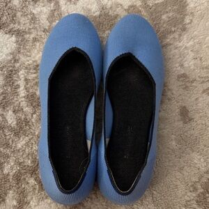 Rothy’s the flat in light blue size 9